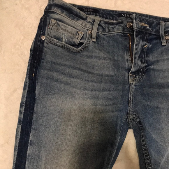 Vigoss two toned skinny jeans. - Picture 2 of 4